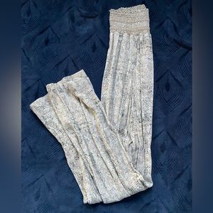 Rewash- size XS, sage green with design